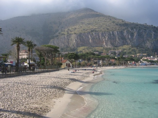 Palermo Mondello Beach